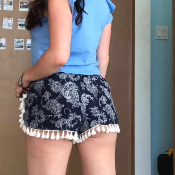 F21 Tulip-Hem Shorts - Picture 5 of 6